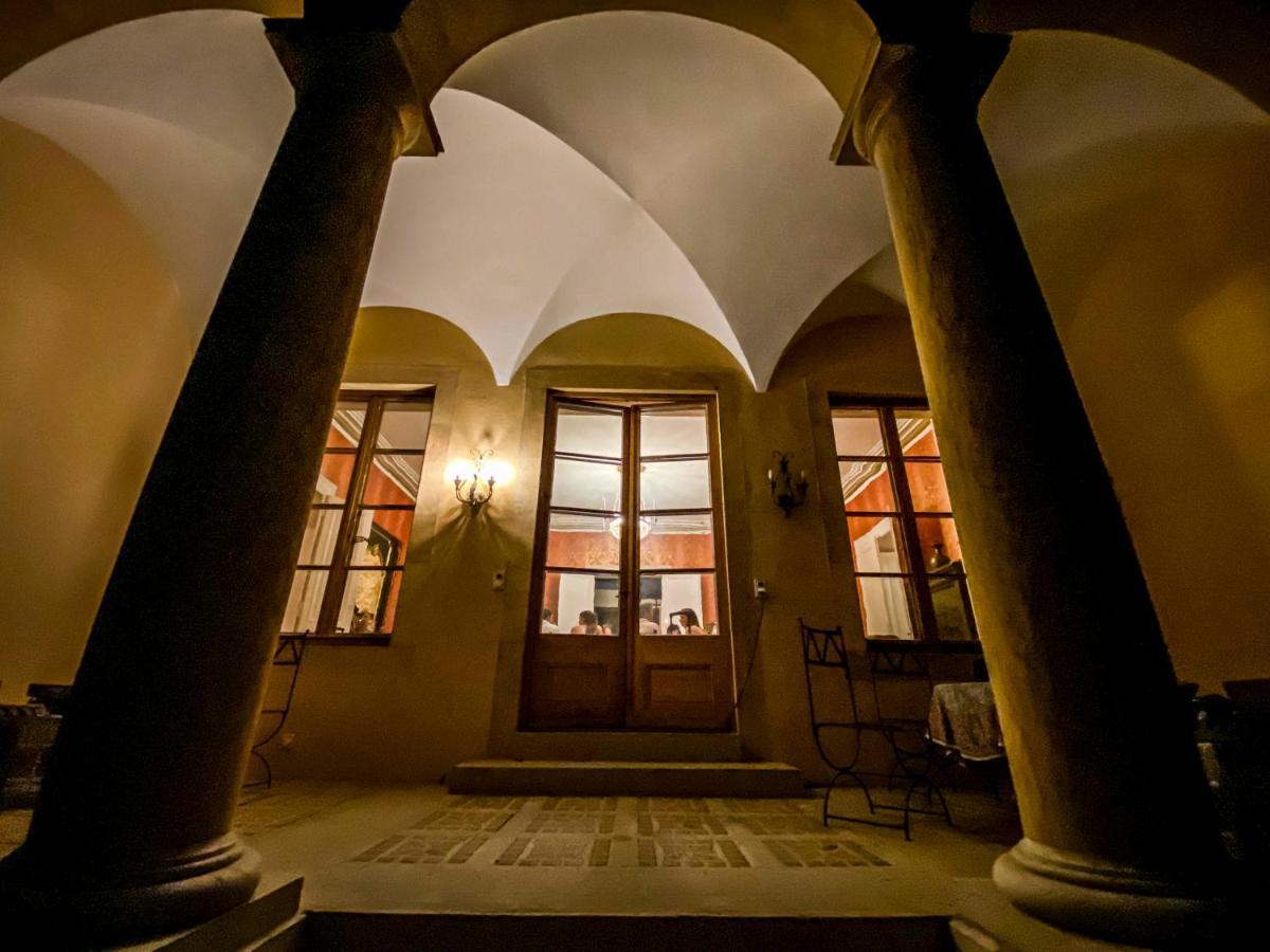 Maison Suchard, Tradition & Elegance In The Jura Couvet Esterno foto